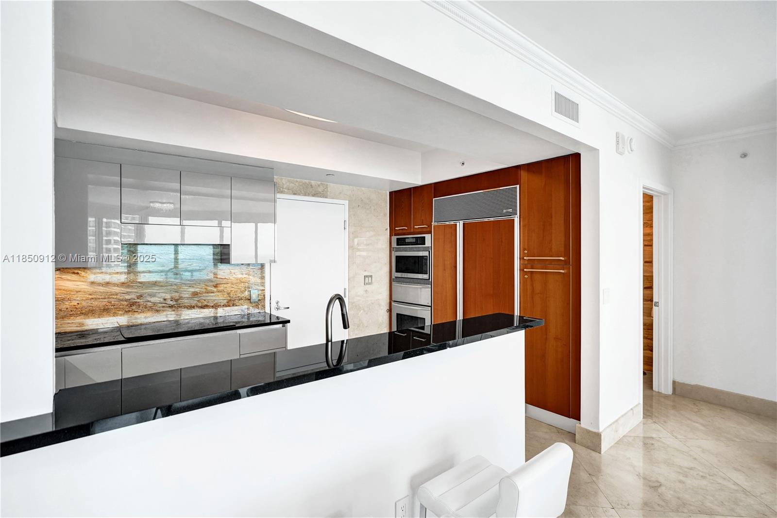 Photo of 3101 Ocean Dr  #3506, Hollywood, Florida, 33019 - 