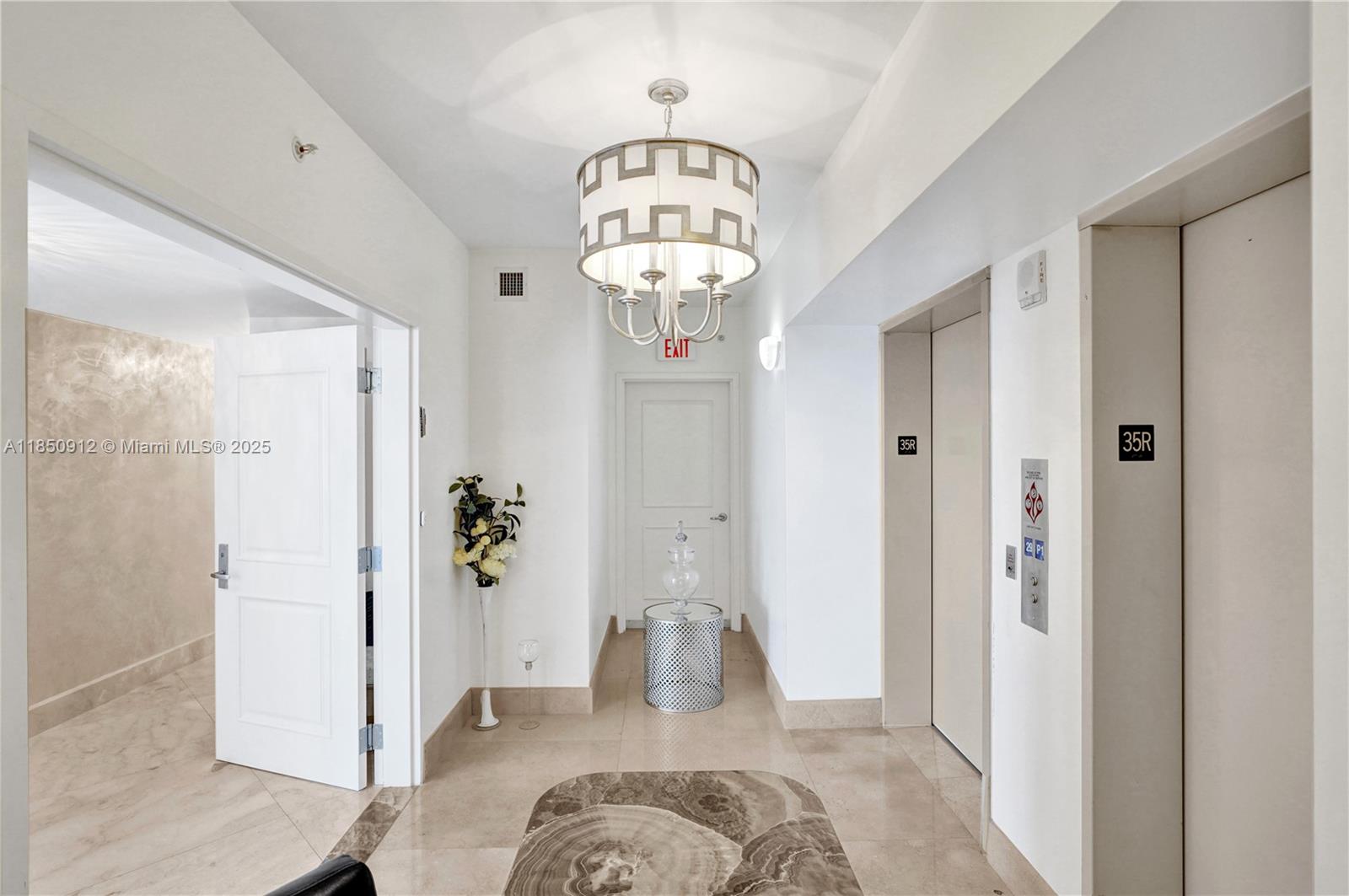 Photo of 3101 Ocean Dr  #3506, Hollywood, Florida, 33019 - 