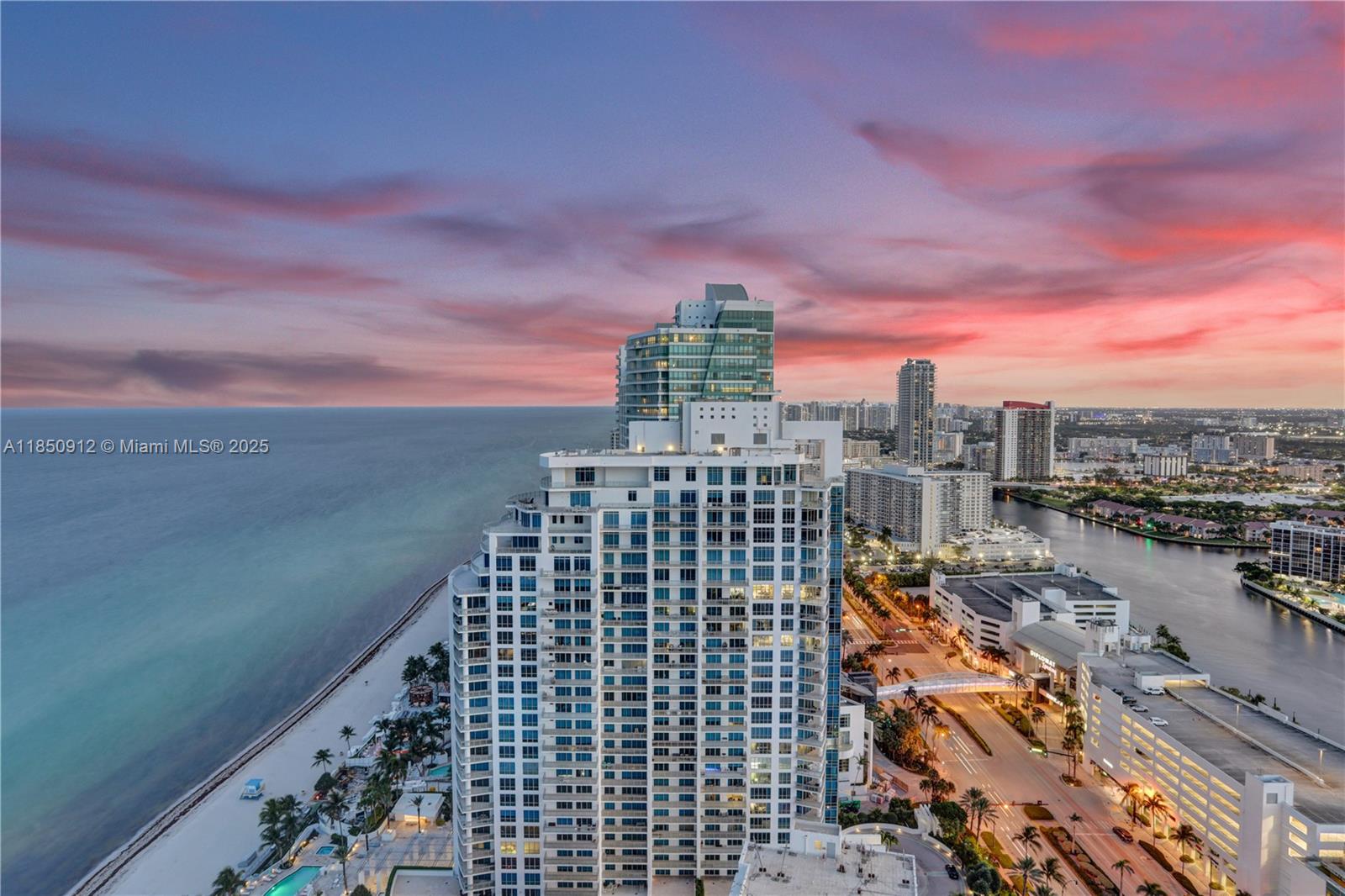 Photo of 3101 Ocean Dr #3506, Hollywood, Florida, 33019 - Ocean, Skyline and Intracoastal view from unit 3506