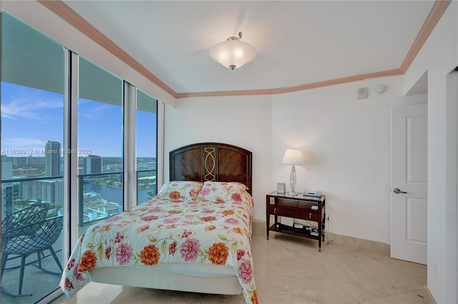 Photo of 3101 Ocean Dr  #3506, Hollywood, Florida, 33019 - Second bedroom