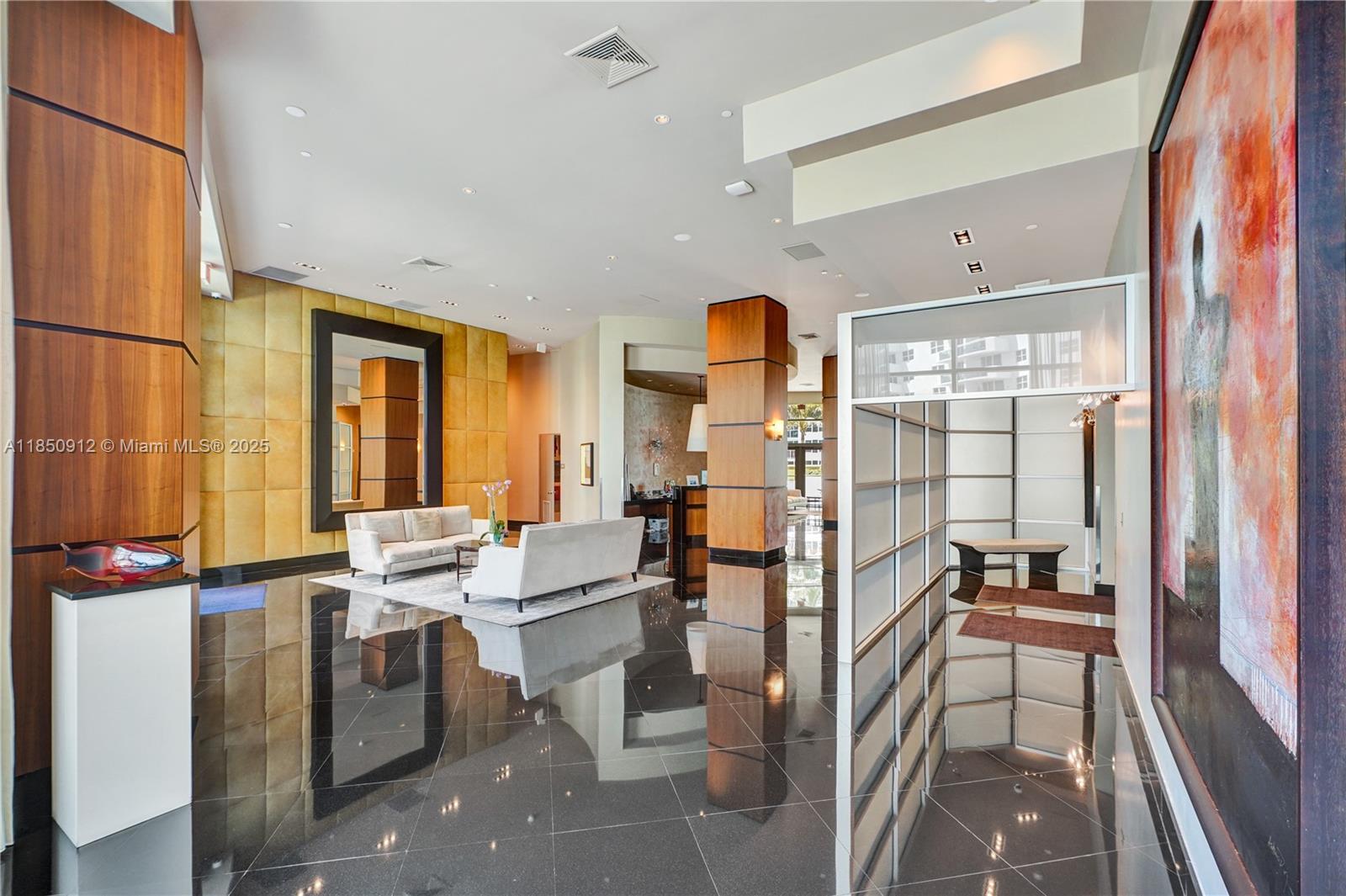 Photo of 3101 Ocean Dr  #3506, Hollywood, Florida, 33019 - 