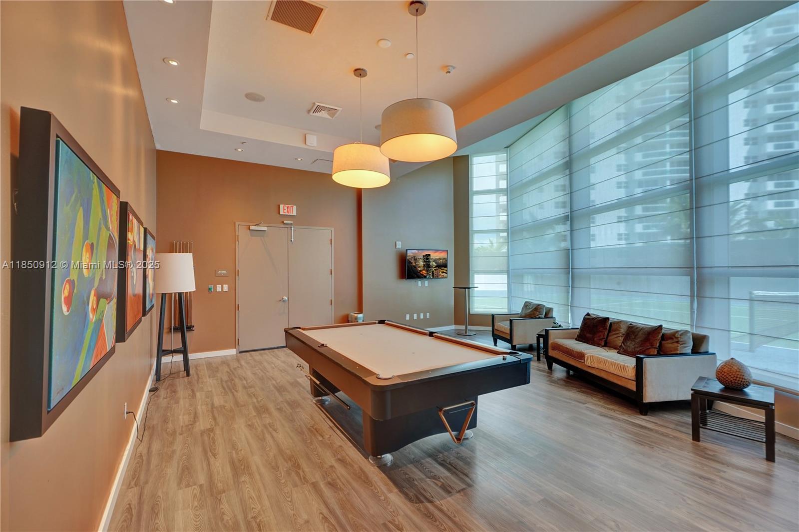 Photo of 3101 Ocean Dr  #3506, Hollywood, Florida, 33019 - 