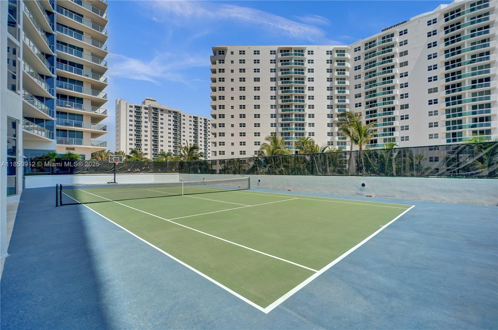 Photo of 3101 Ocean Dr  #3506, Hollywood, Florida, 33019 - Tennis court
