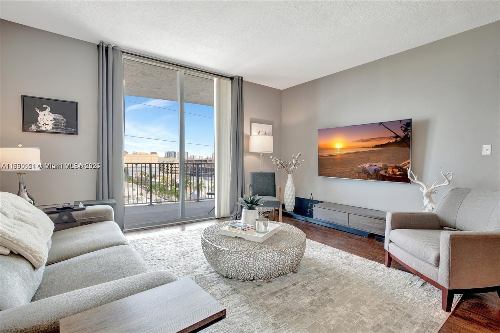 Photo of 140 Dixie Hwy  #619, Hollywood, Florida, 33020 - 