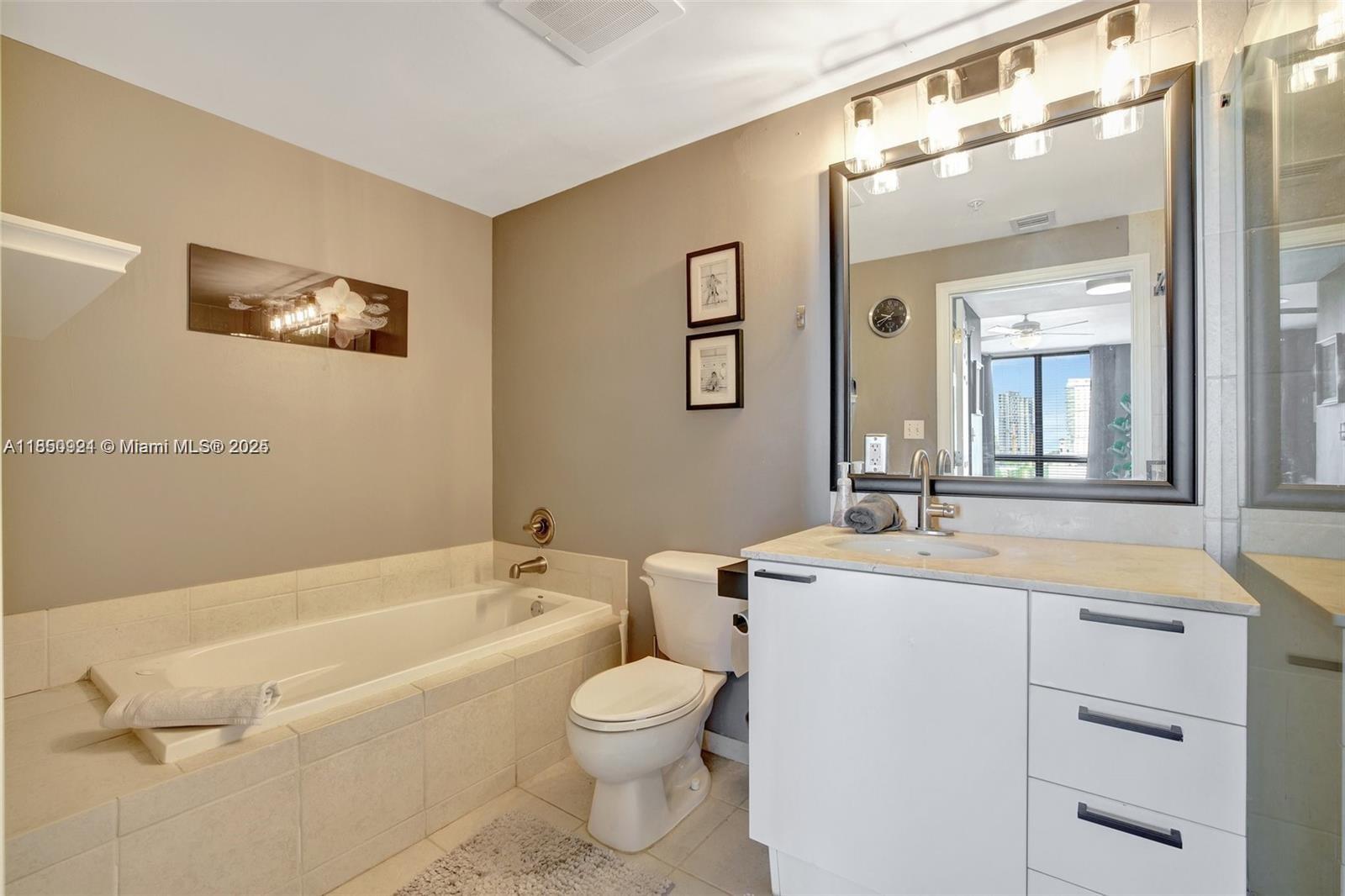 Photo of 140 Dixie Hwy  #619, Hollywood, Florida, 33020 - 