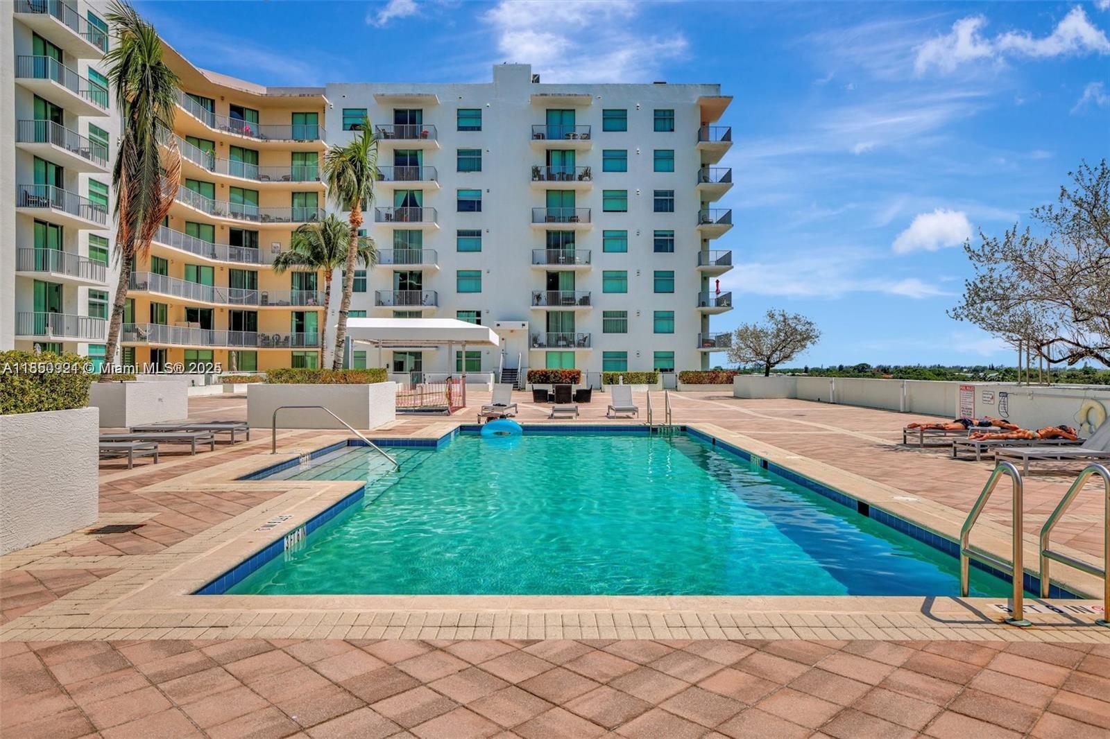 Photo of 140 Dixie Hwy  #619, Hollywood, Florida, 33020 - 