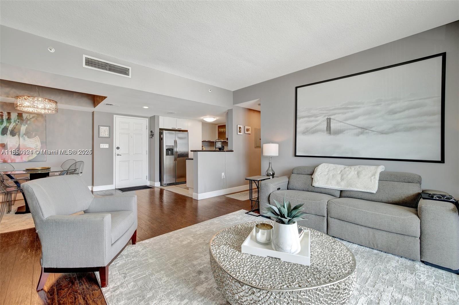 Photo of 140 Dixie Hwy  #619, Hollywood, Florida, 33020 - 