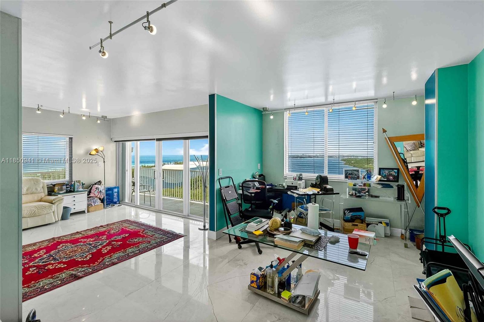 1616 2 / 3 1570 sq. ft. $ 2025-08-01 0 Photo