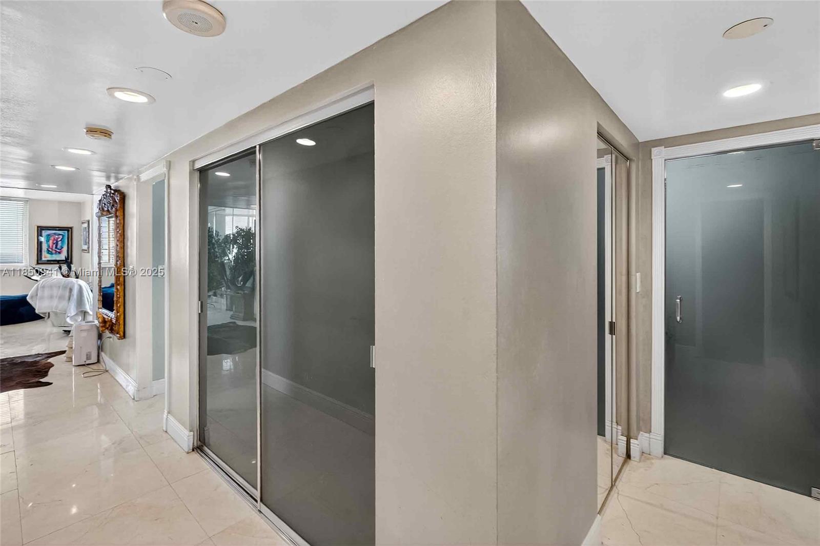 1616 2 / 3 1570 sq. ft. $ 2025-08-01 0 Photo