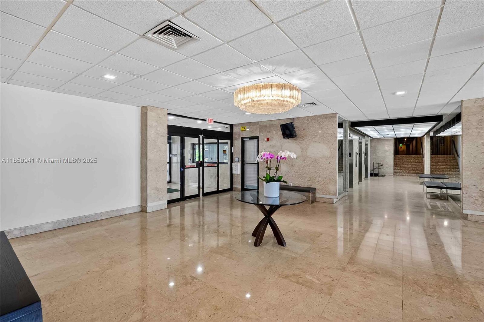 1616 2 / 3 1570 sq. ft. $ 2025-08-01 0 Photo