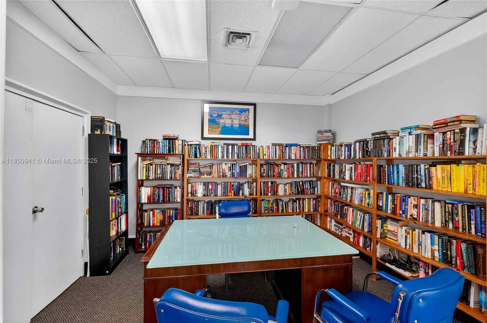 1616 2 / 3 1570 sq. ft. $ 2025-08-01 0 Photo