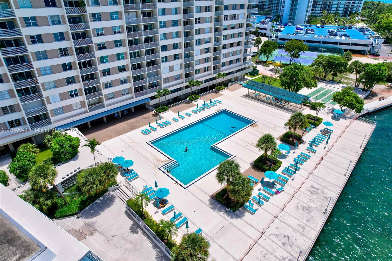 1616 2 / 3 1570 sq. ft. $ 2025-08-01 0 Photo