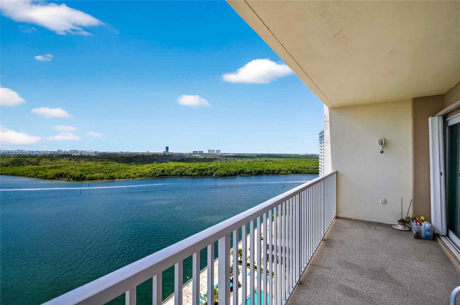 1616 2 / 3 1570 sq. ft. $ 2025-08-01 0 Photo