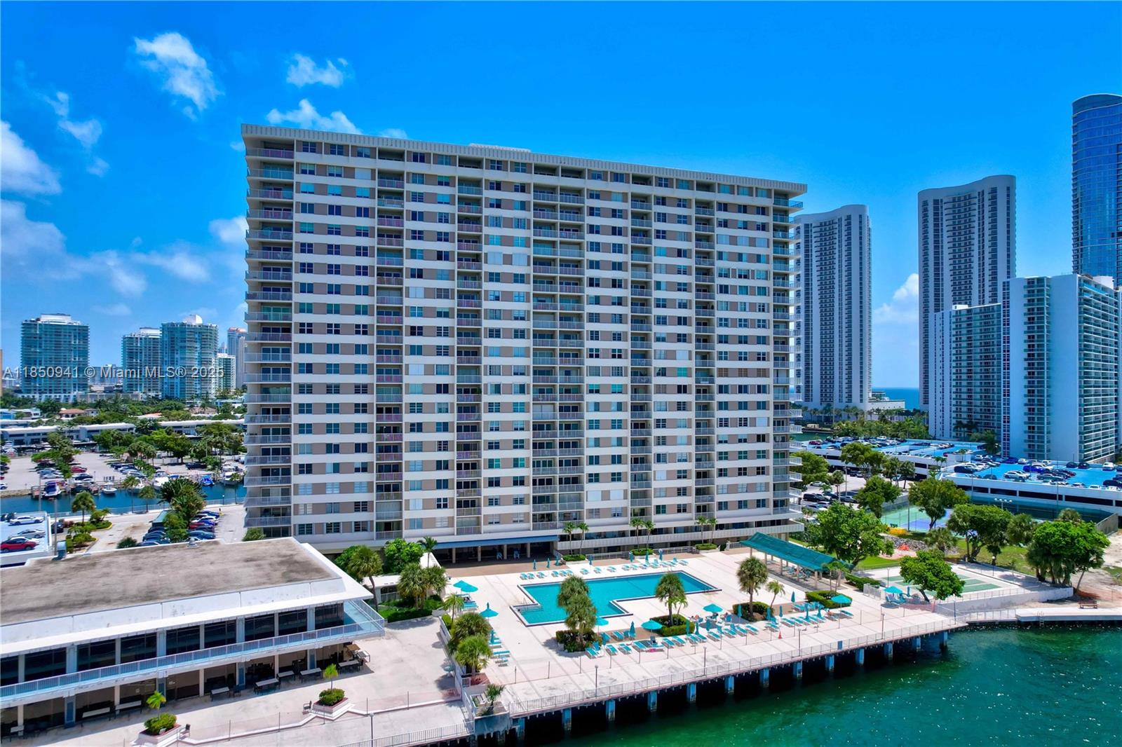 1616 2 / 3 1570 sq. ft. $ 2025-08-01 0 Photo