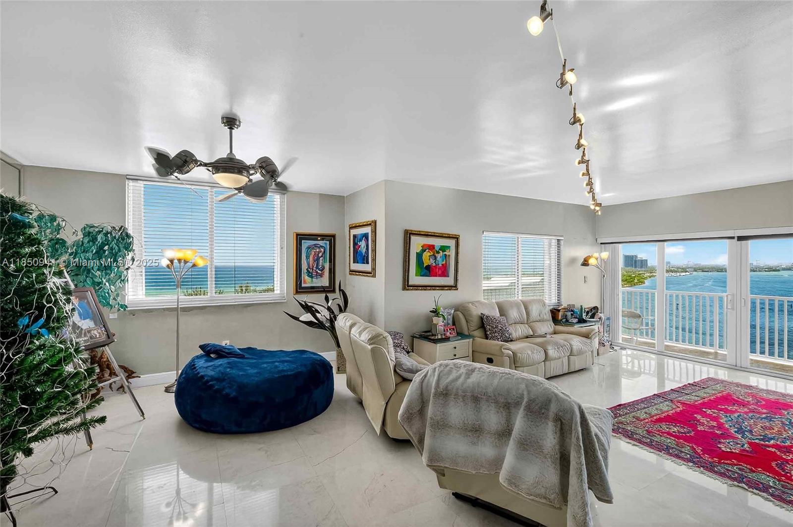 1616 2 / 3 1570 sq. ft. $ 2025-08-01 0 Photo