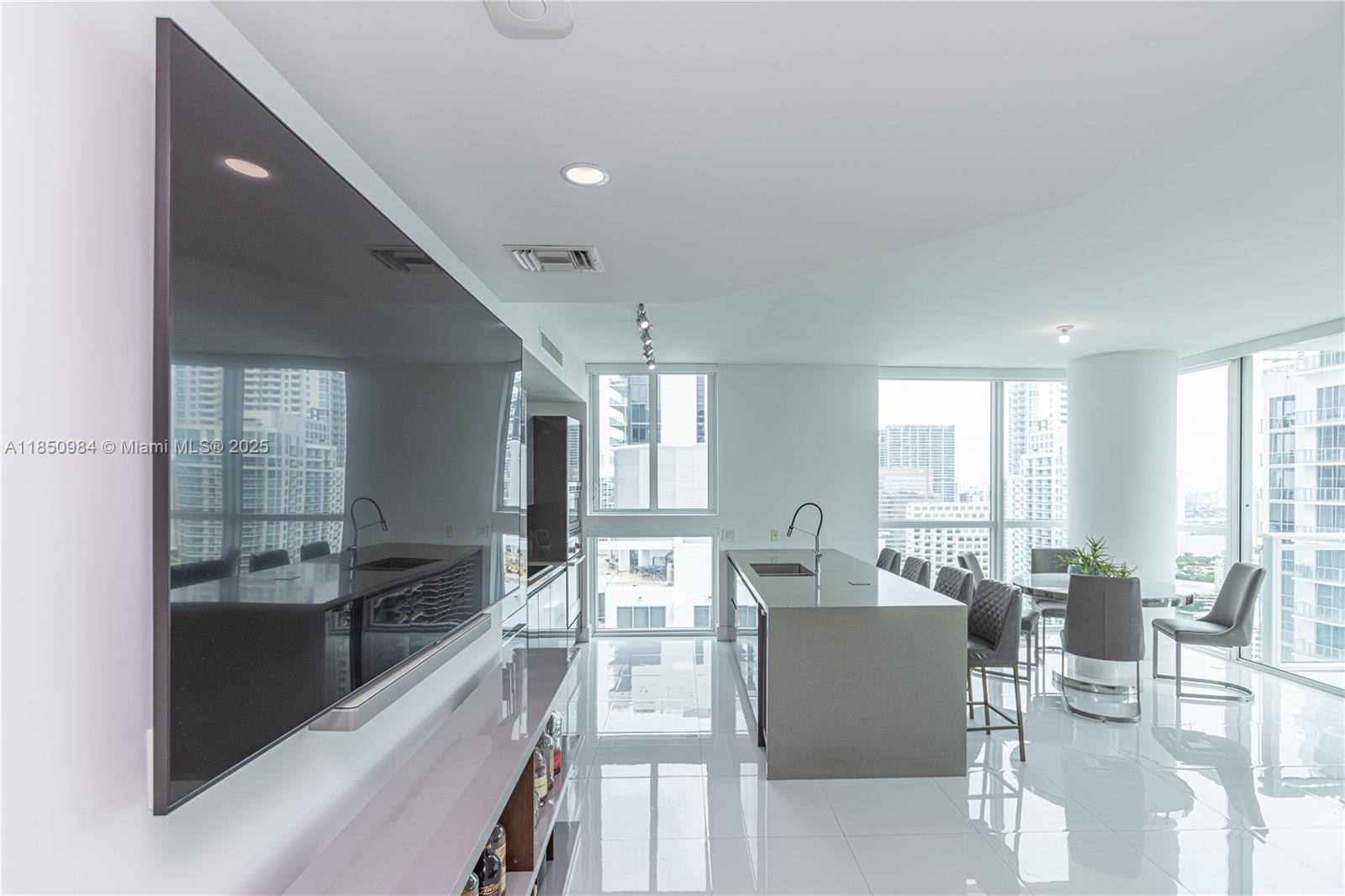 Photo of 1080 Brickell Ave  #3906, Miami, Florida, 33131 - 