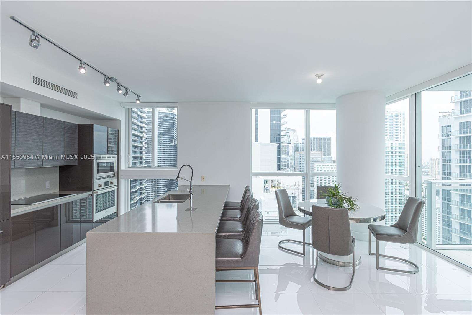 Photo of 1080 Brickell Ave  #3906, Miami, Florida, 33131 - 