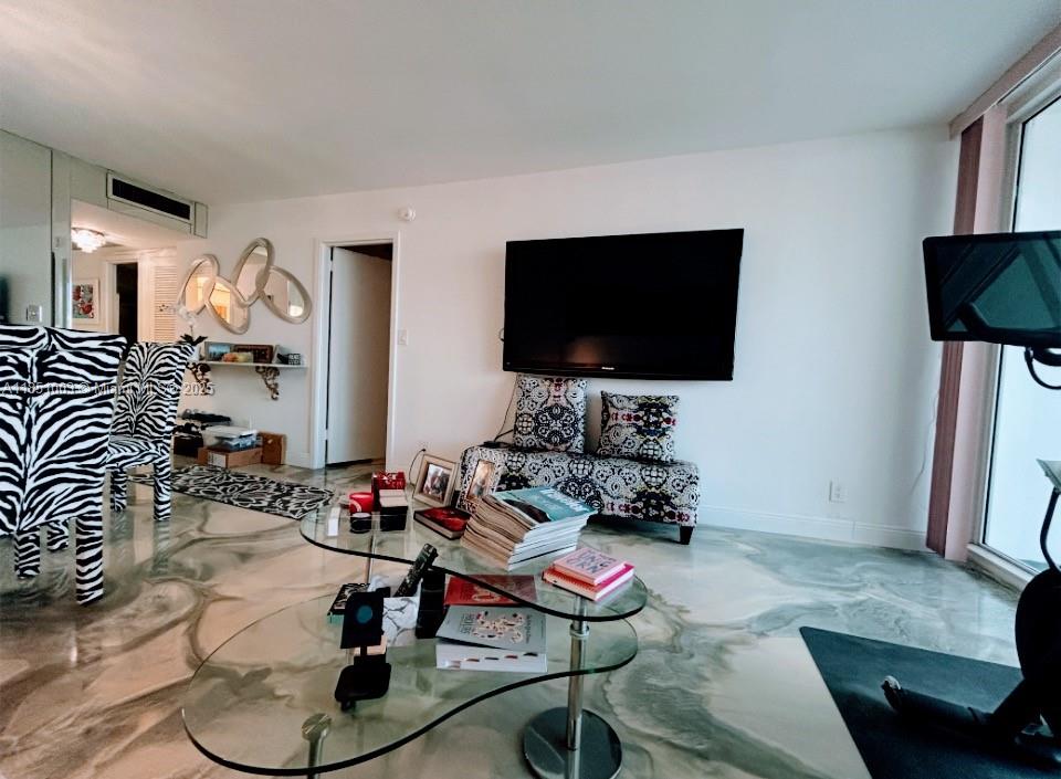 Photo of 2030 Ocean Dr  #1802, Hallandale Beach, Florida, 33009 - 