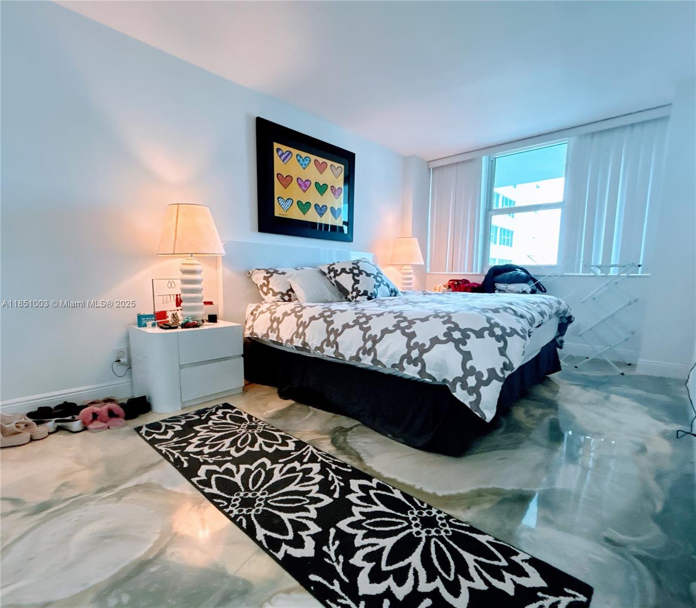 Photo of 2030 Ocean Dr  #1802, Hallandale Beach, Florida, 33009 - PRINCIPLE BEDROOM