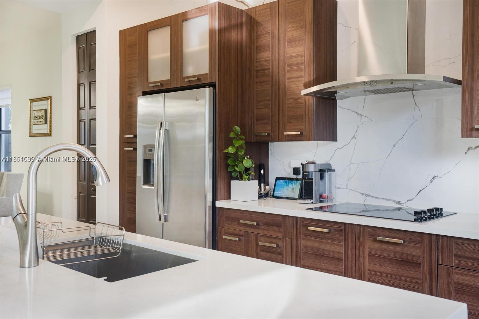 See details 8814 5 / 4 3135 sq. ft. $ 2025-08-04 0 Photo