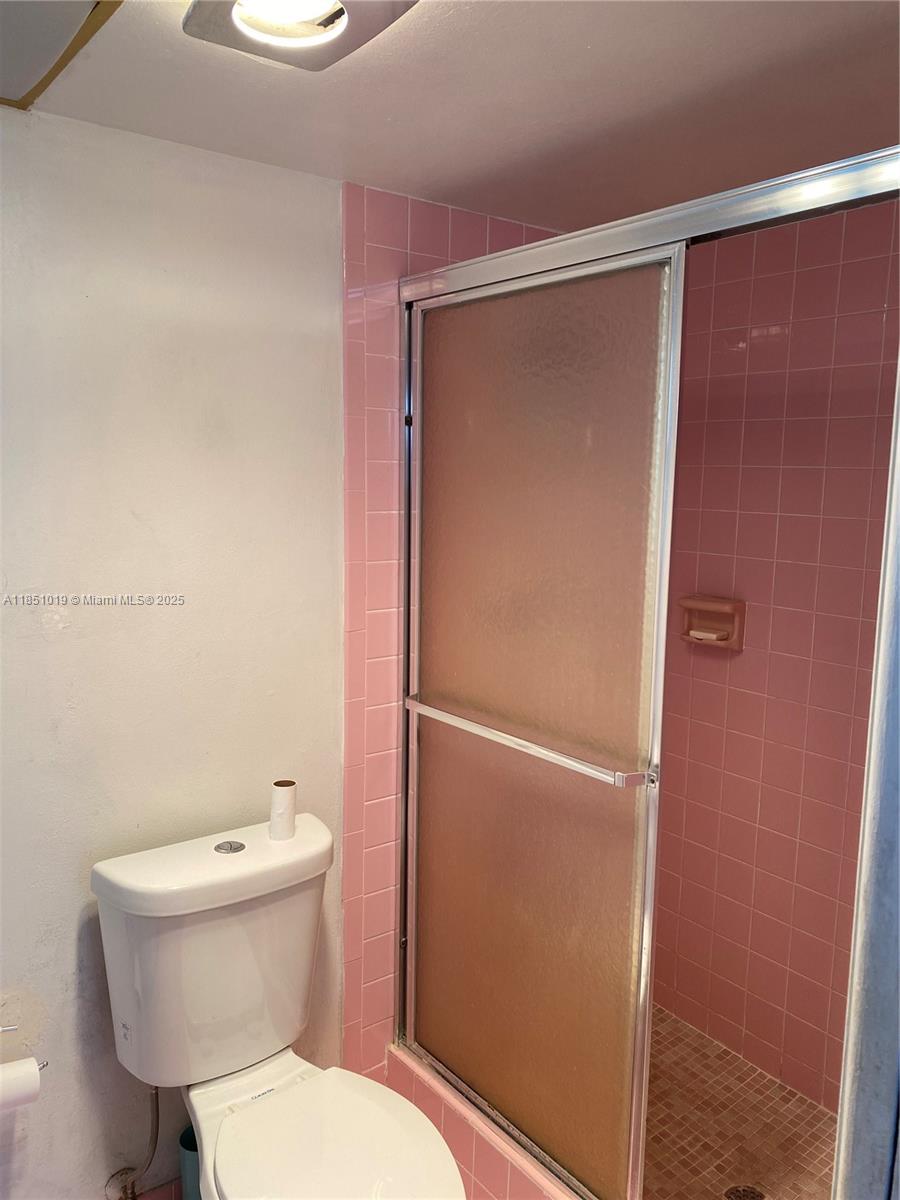 Photo of 610 12th Ave  #308, Hallandale Beach, Florida, 33009 - 