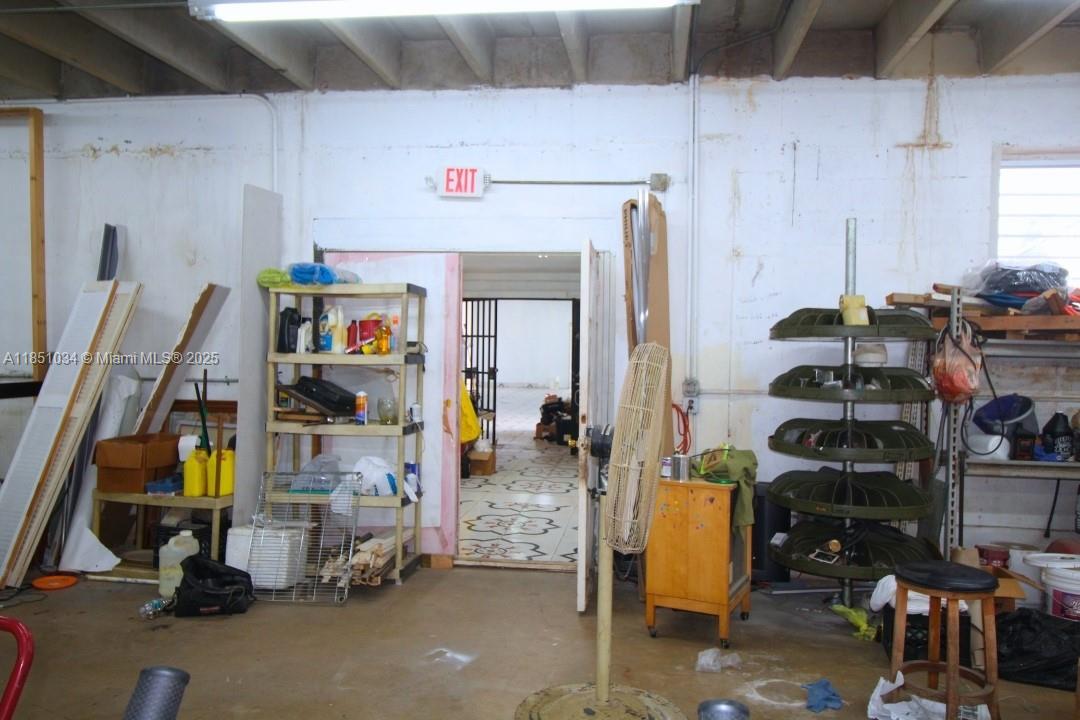 See details / sq. ft. $ 2025-08-01 0 Photo