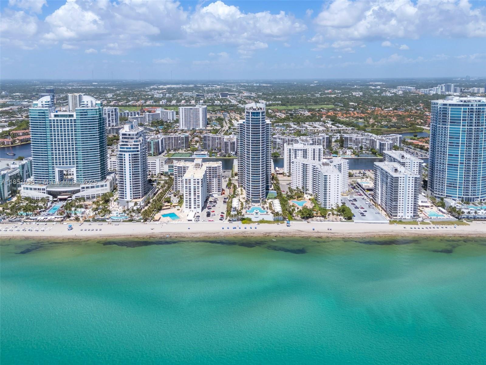Photo of 3101 Ocean Dr  #2605, Hollywood, Florida, 33019 - 