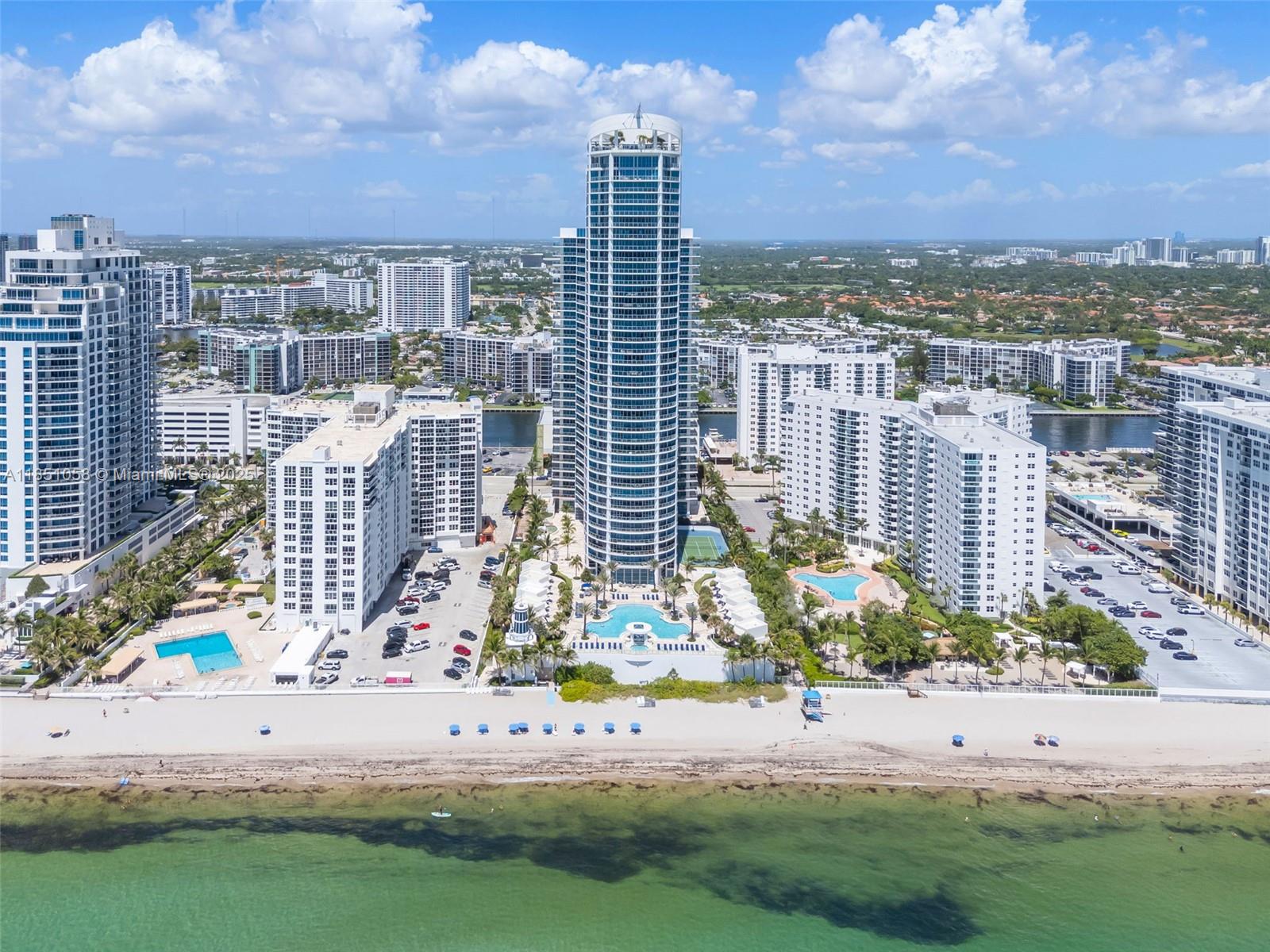 Photo of 3101 Ocean Dr  #2605, Hollywood, Florida, 33019 - 