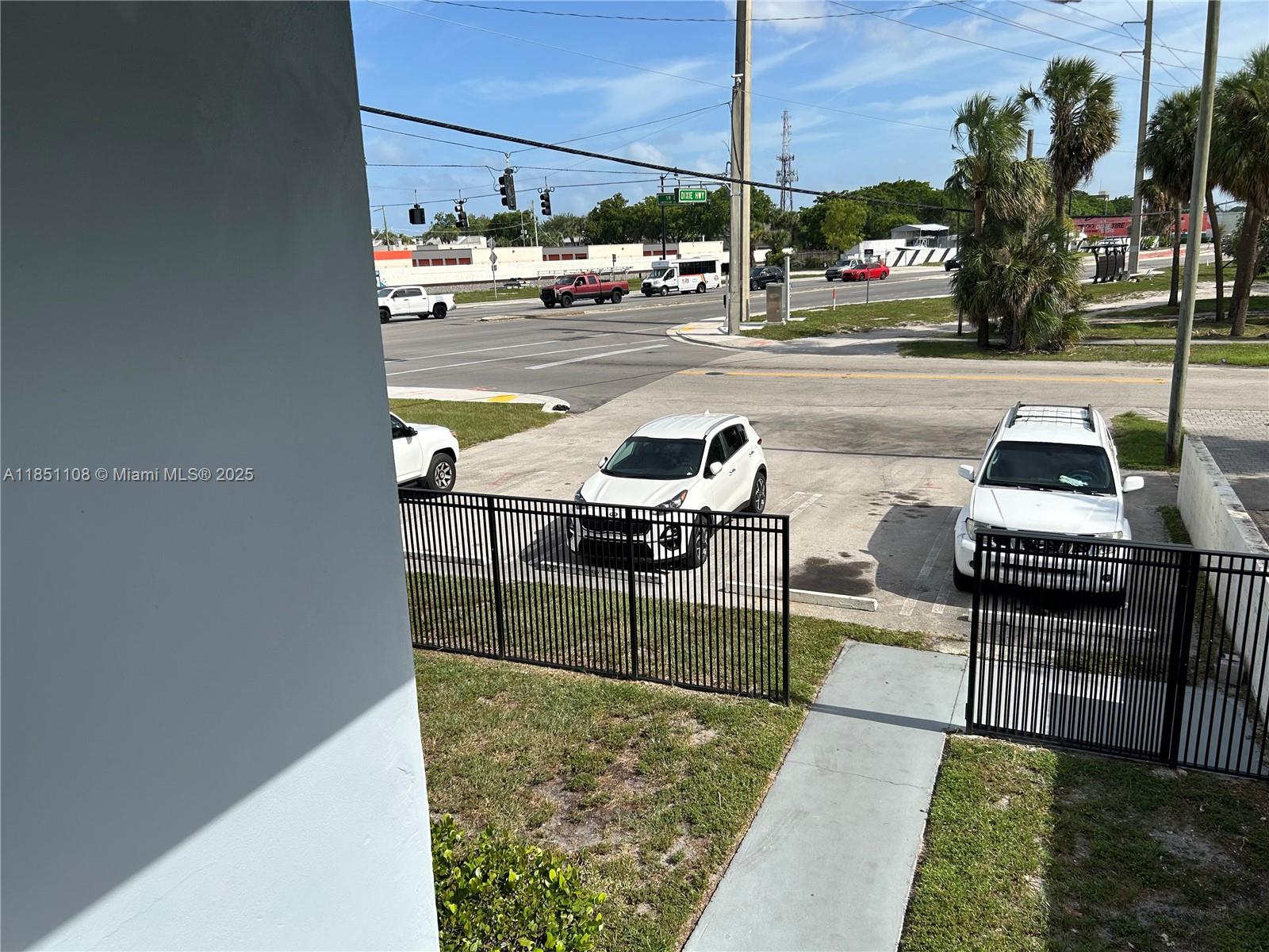 See details / 3897 sq. ft. $ 2025-08-01 0 Photo