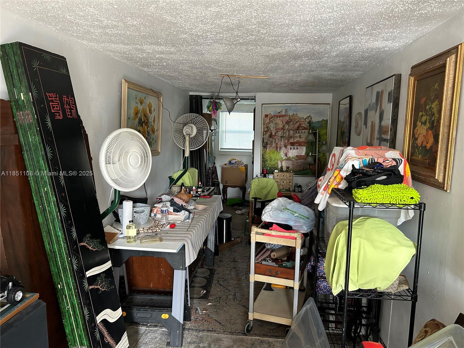 See details / 3897 sq. ft. $ 2025-08-01 0 Photo