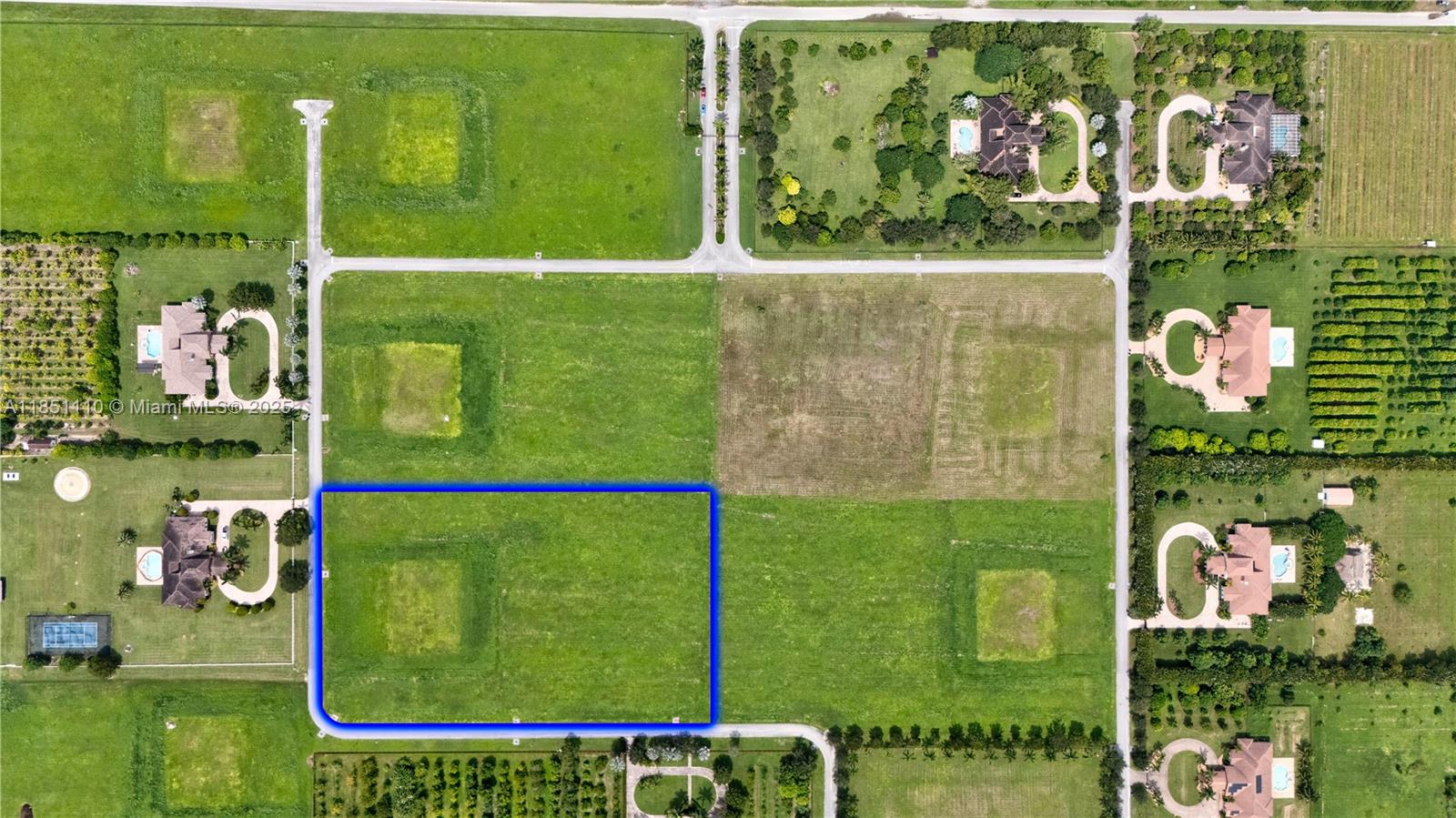 See details / sq. ft. $ 2025-08-01 0 Photo
