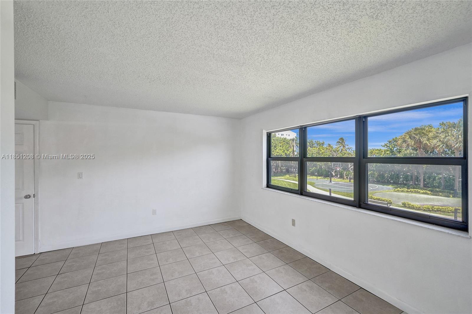 Photo of 1201 Ocean Dr  #201N, Hollywood, Florida, 33019 - 