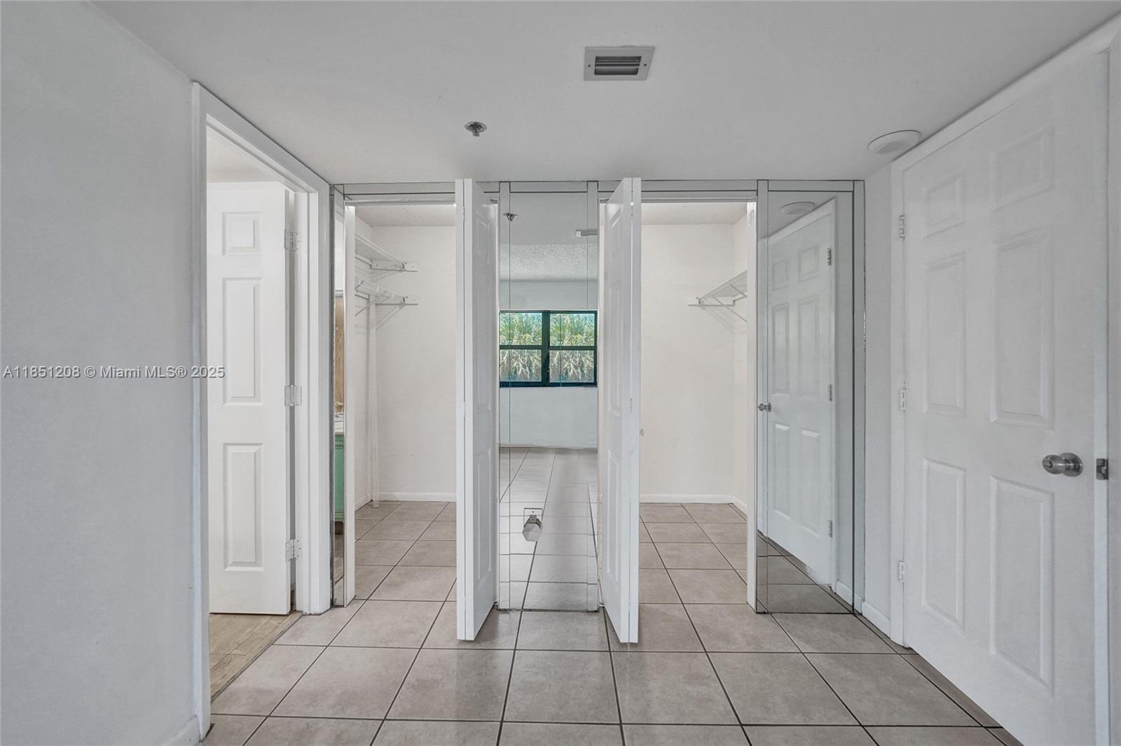 Photo of 1201 Ocean Dr  #201N, Hollywood, Florida, 33019 - 