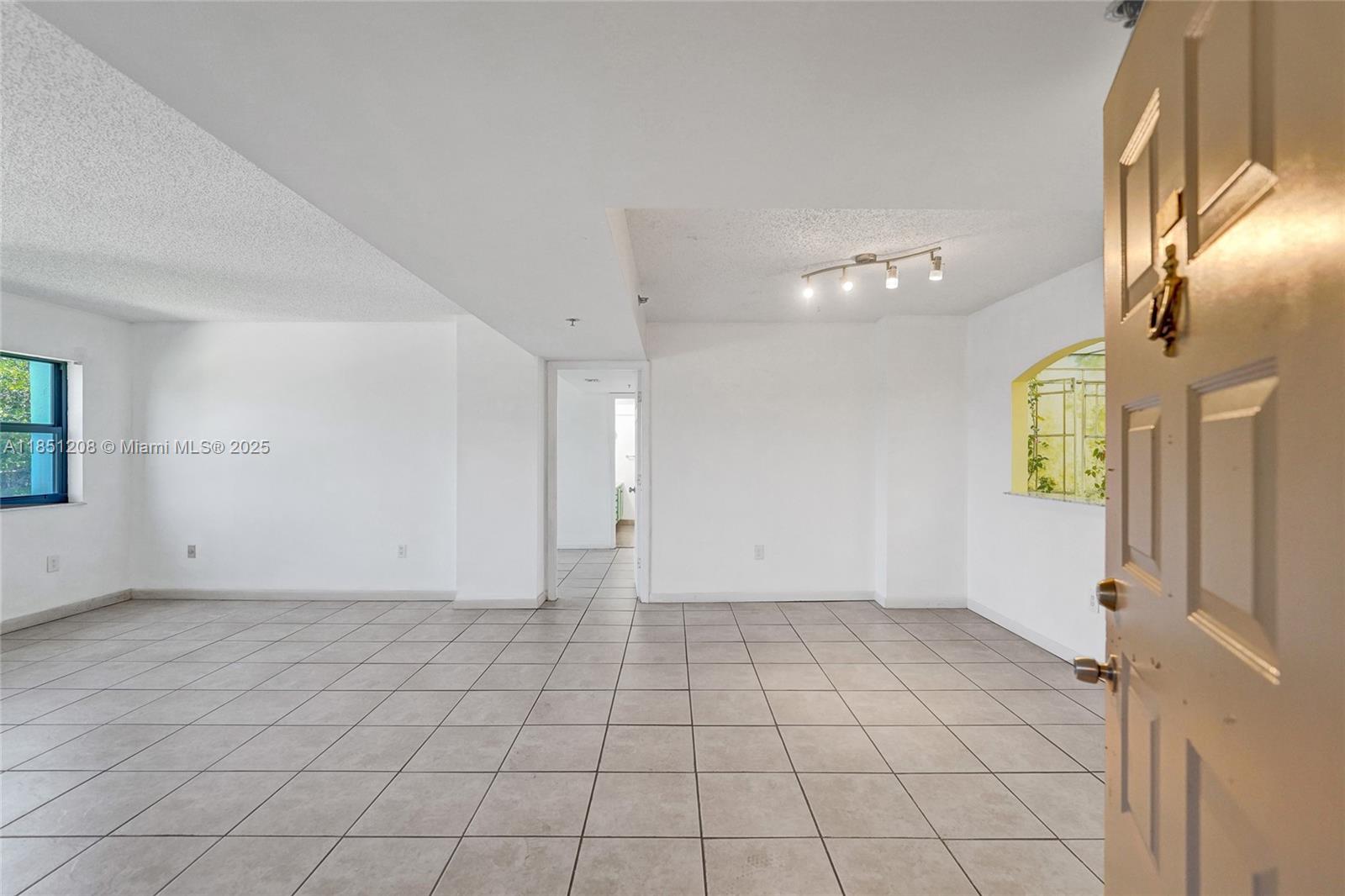Photo of 1201 Ocean Dr #201N, Hollywood, Florida, 33019 -