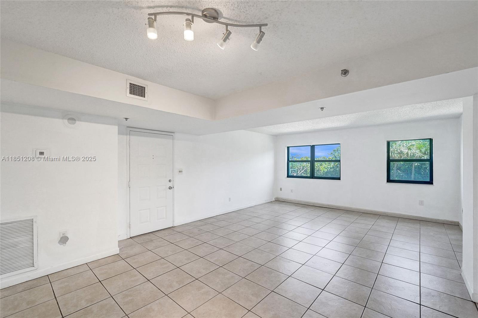 Photo of 1201 Ocean Dr #201N, Hollywood, Florida, 33019 -