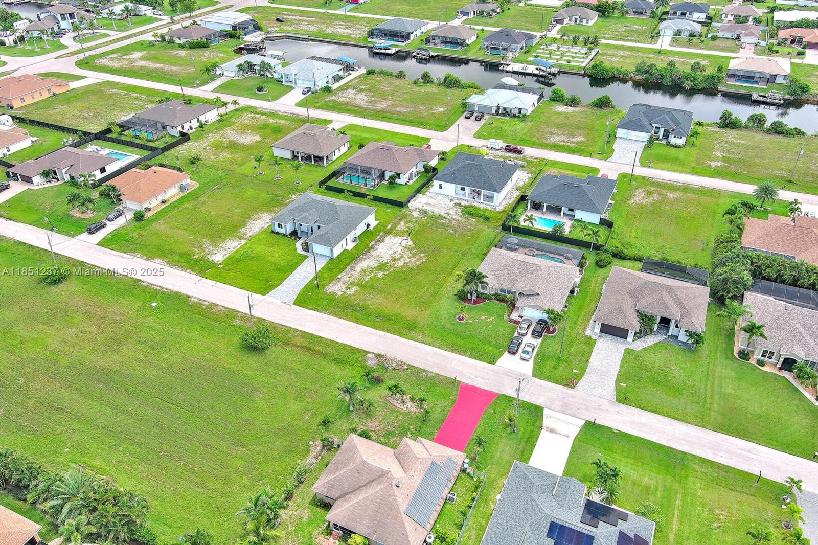 See details / sq. ft. $ 2025-08-01 0 Photo