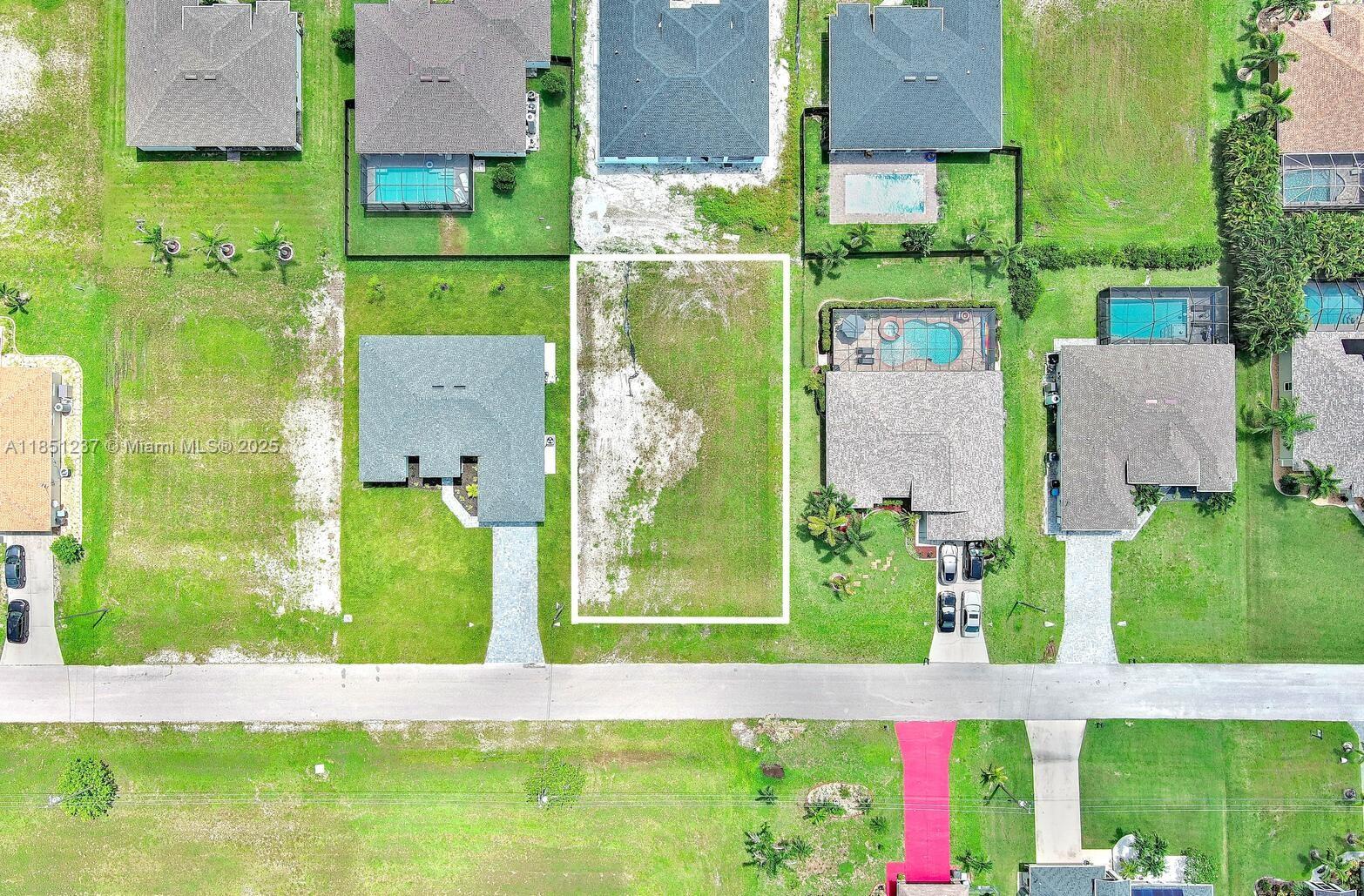 See details / sq. ft. $ 2025-08-01 0 Photo