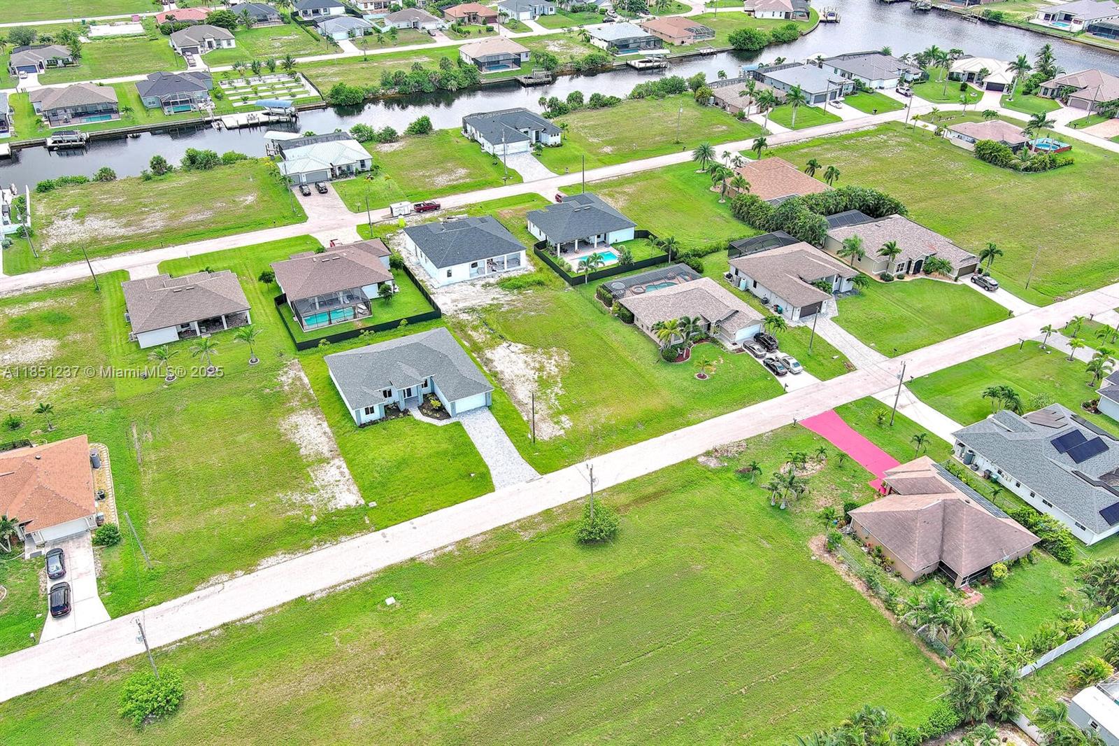 See details / sq. ft. $ 2025-08-01 0 Photo