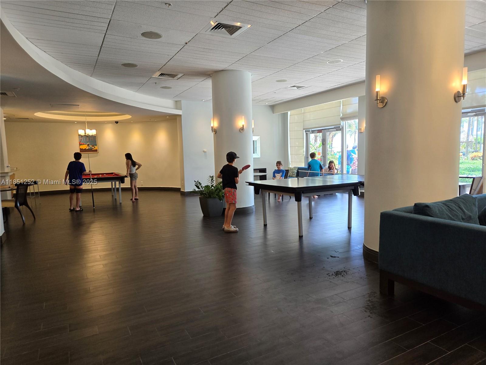 Photo of 3901 Ocean Dr  #5C, Hollywood, Florida, 33019 - 