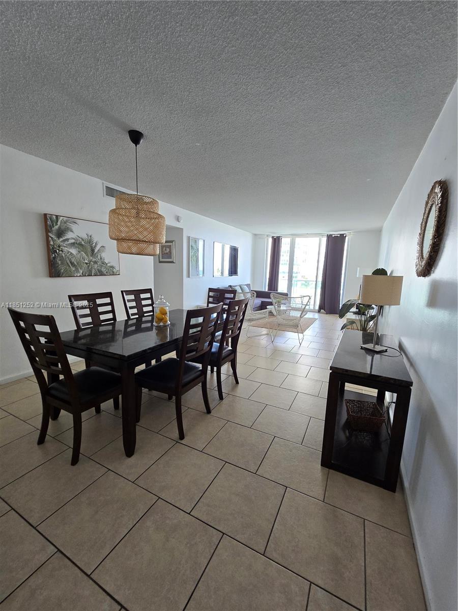 Photo of 3901 Ocean Dr  #5C, Hollywood, Florida, 33019 - 