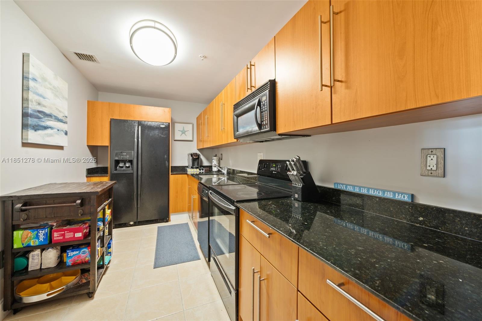 Photo of 3000 Ocean Dr  #102, Hollywood, Florida, 33019 - 