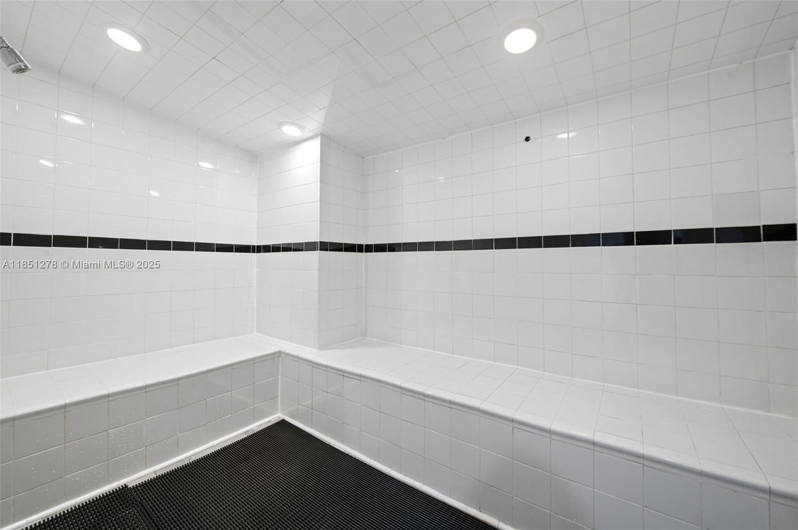 Photo of 3000 Ocean Dr  #102, Hollywood, Florida, 33019 - 