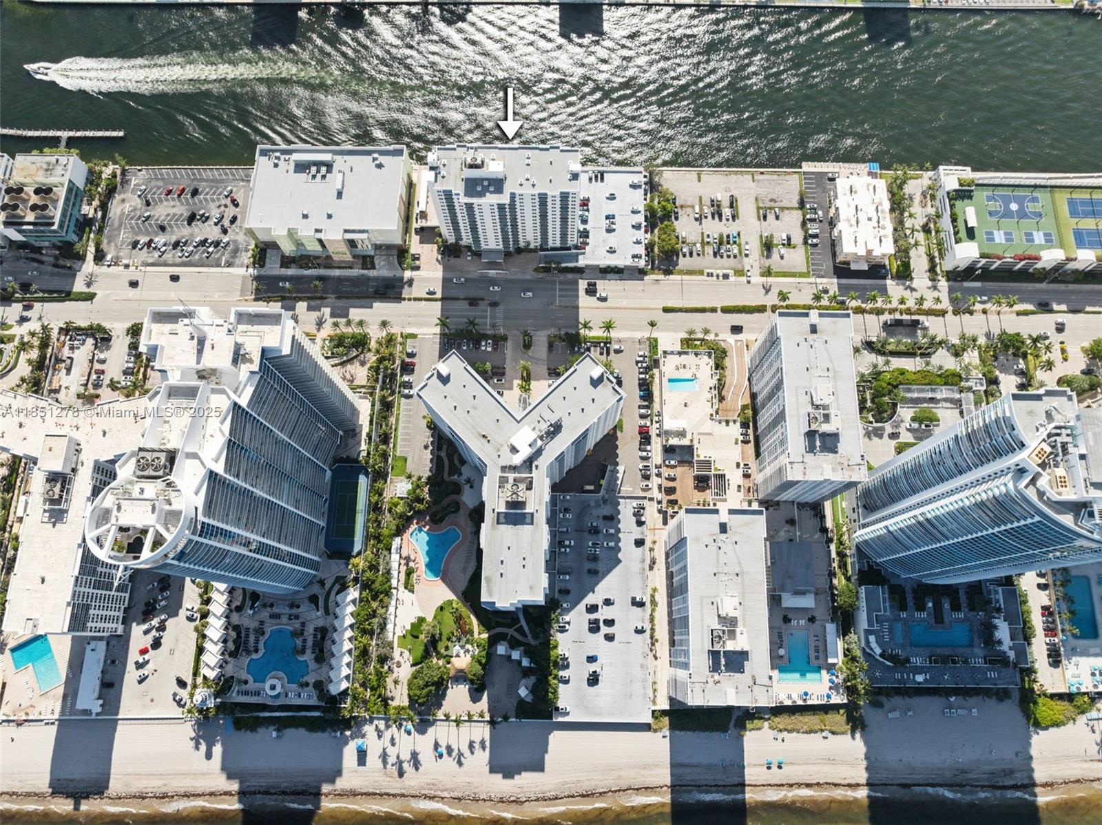 Photo of 3000 Ocean Dr  #102, Hollywood, Florida, 33019 - 