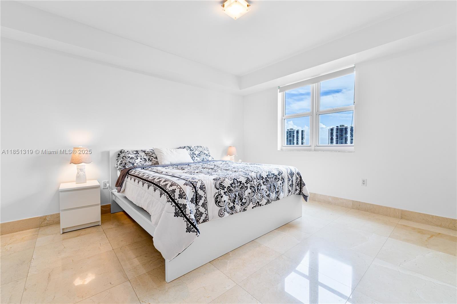 Photo of 20000 Country Club Dr  #1114, Aventura, Florida, 33180 - 