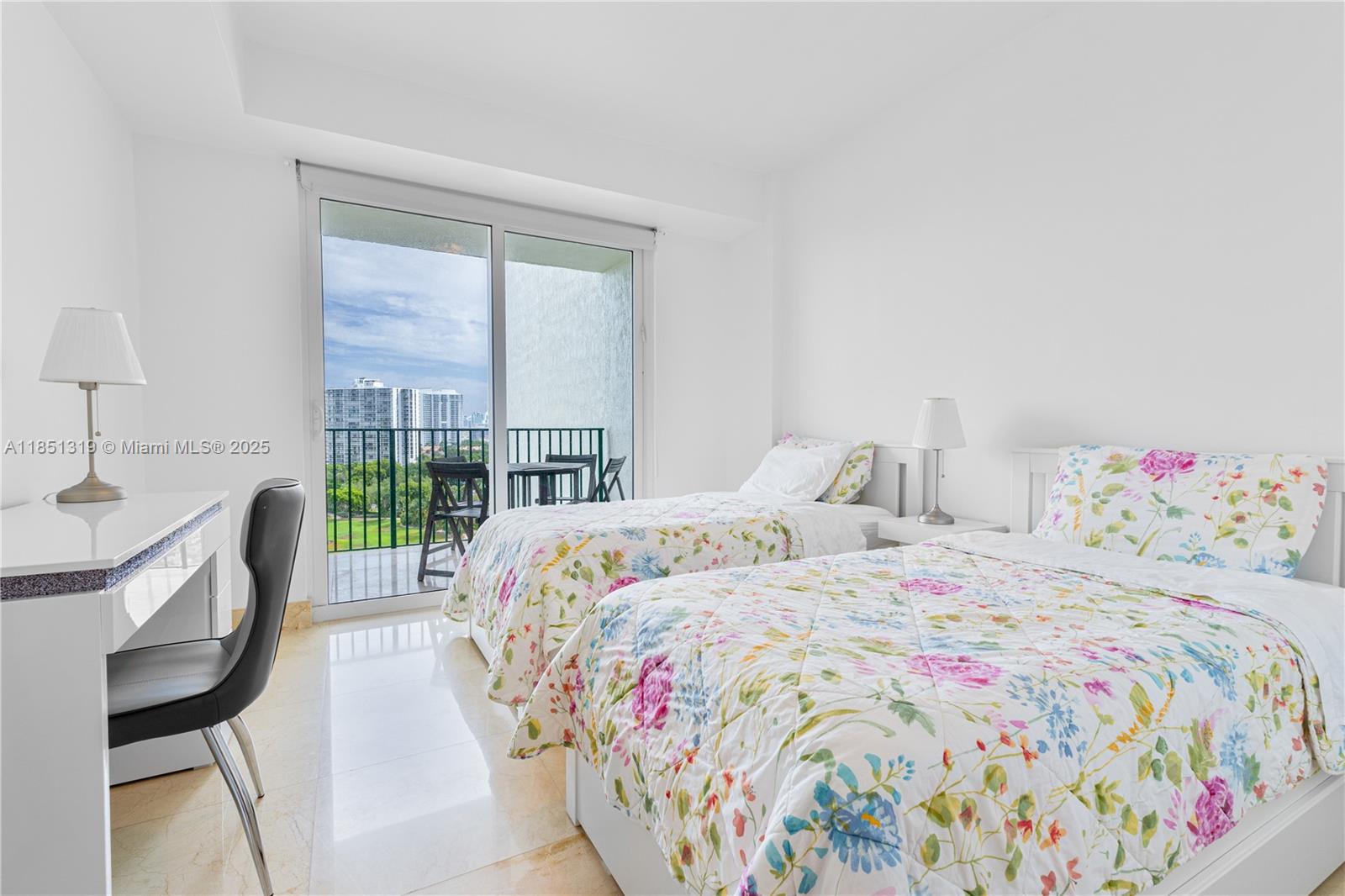 Photo of 20000 Country Club Dr  #1114, Aventura, Florida, 33180 - 