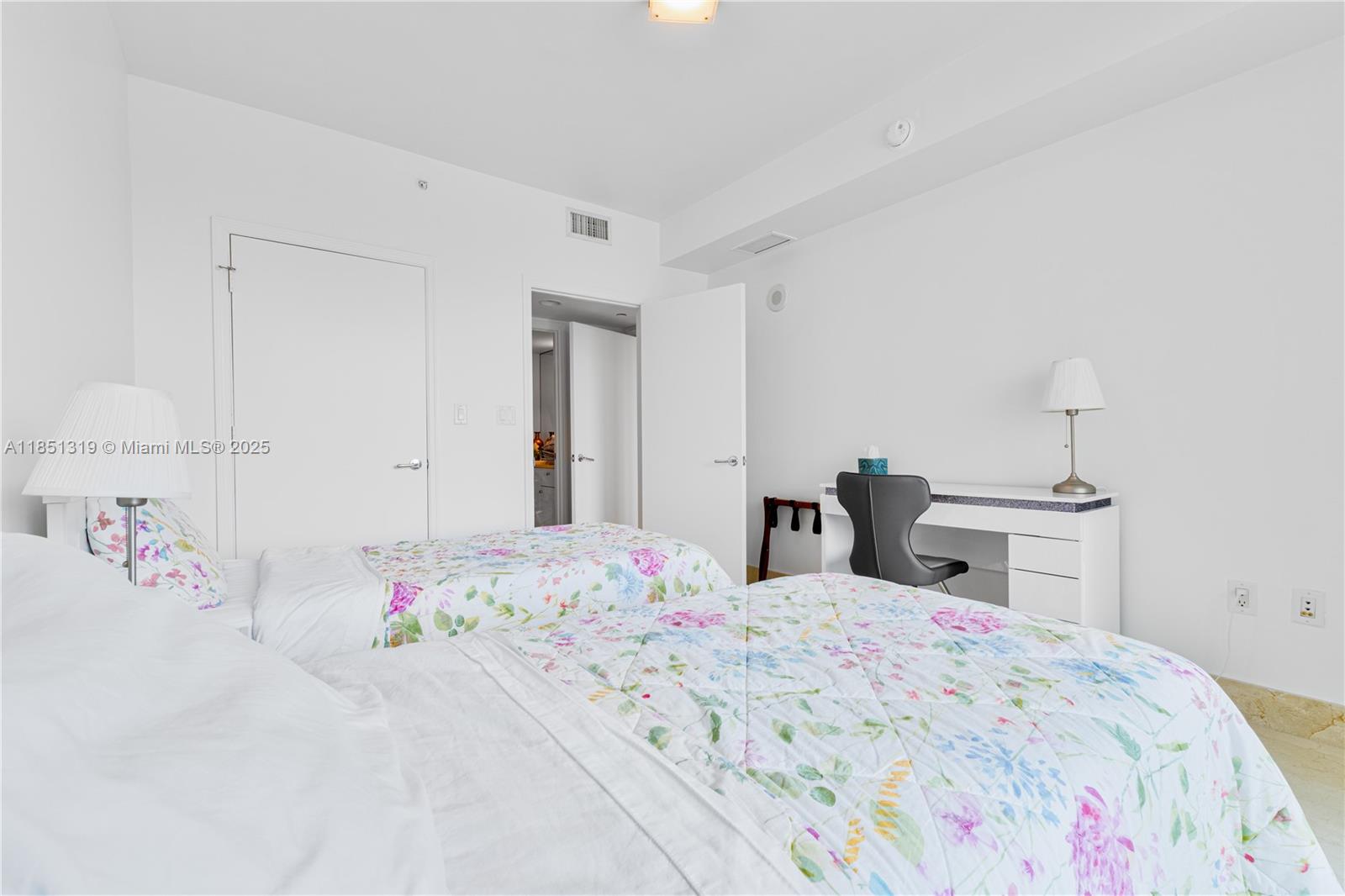 Photo of 20000 Country Club Dr  #1114, Aventura, Florida, 33180 - 