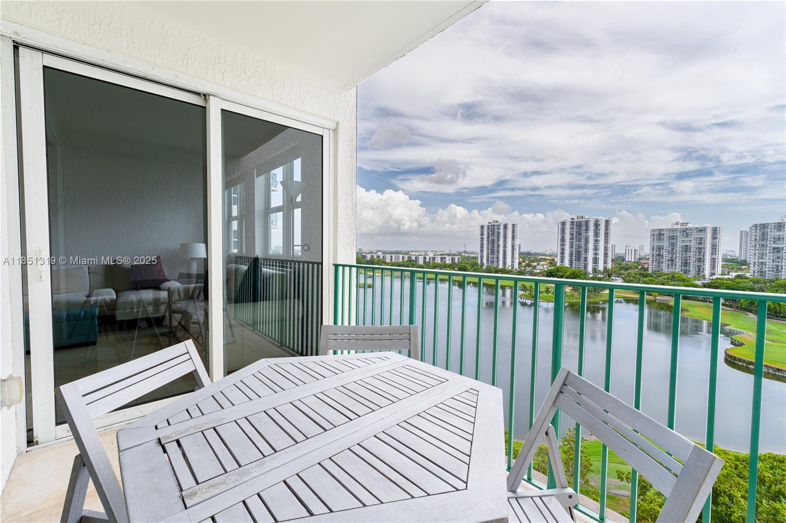 Photo of 20000 Country Club Dr #1114, Aventura, Florida, 33180 -