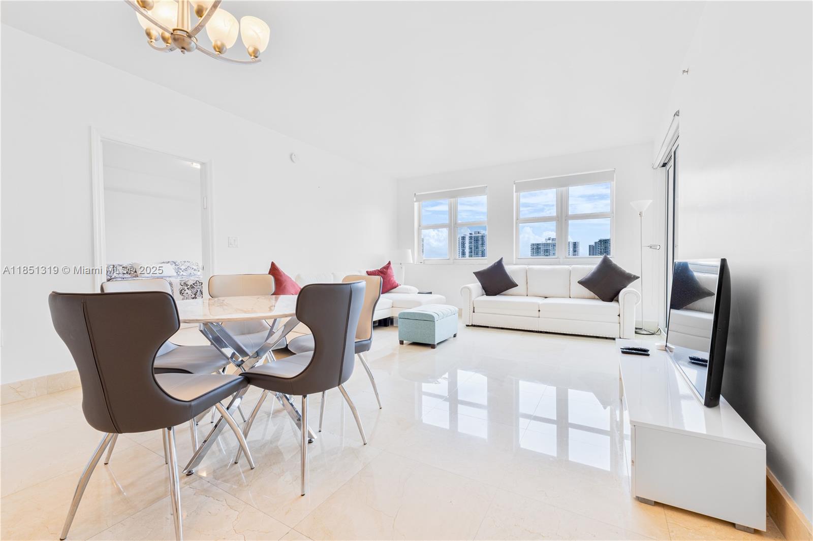 Photo of 20000 Country Club Dr  #1114, Aventura, Florida, 33180 - 