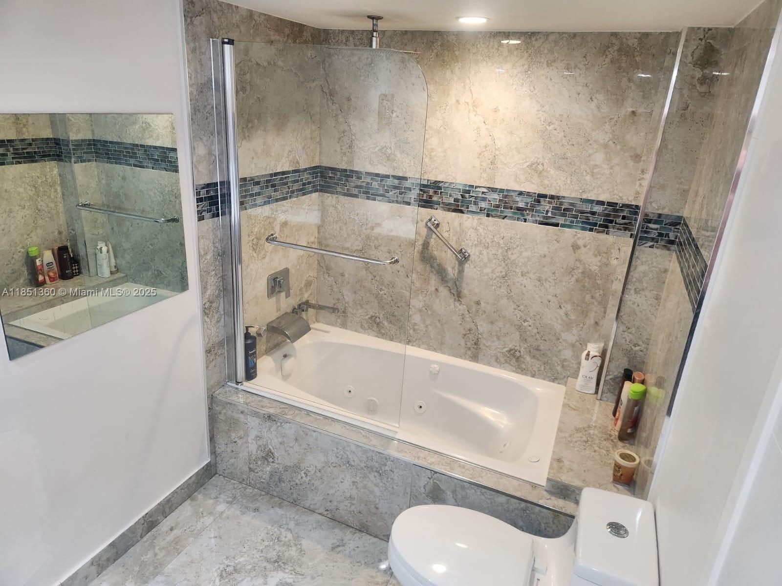 302-3 2 / 2 1674 sq. ft. $ 2025-08-02 0 foto