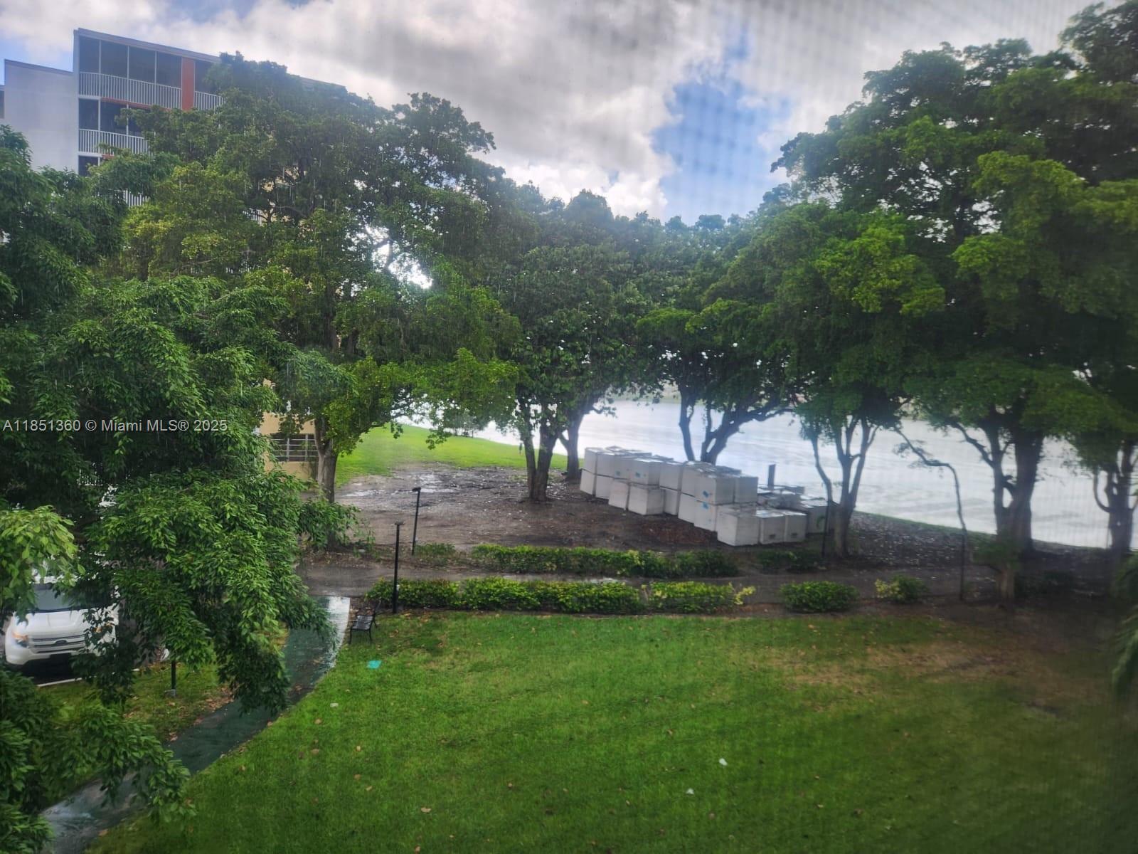 302-3 2 / 2 1674 sq. ft. $ 2025-08-02 0 foto